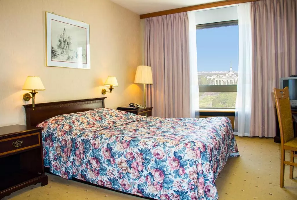 hotel cosmos club moscow_shabavizparvaz_09.jpg